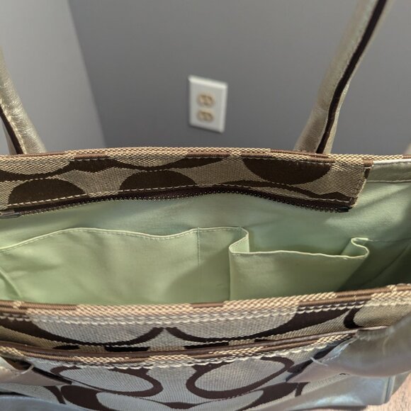 Coach Hampton Madeline Signature Satchel 11557 - Picture 4 of 11